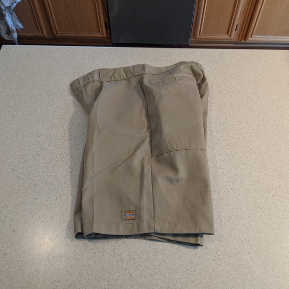 Men's Dickies 36-in waist Double-Seated Workshorts - Picture 3 of 14